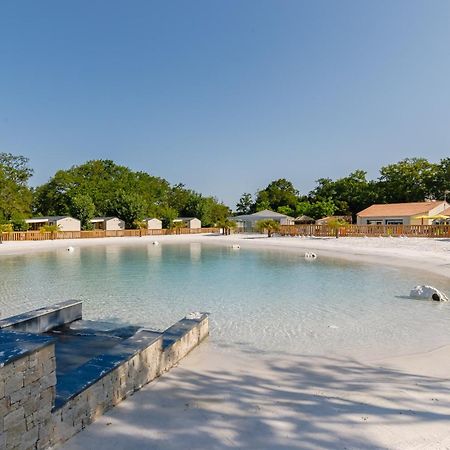 Camping Le Bois Joli Hotel ภายนอก รูปภาพ