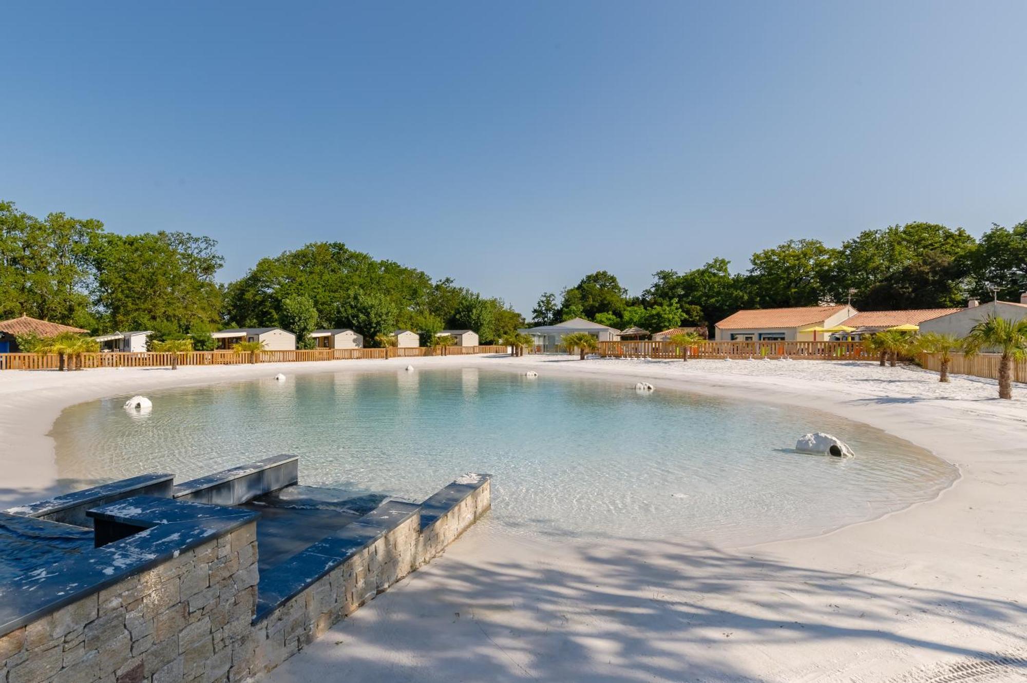 Camping Le Bois Joli Hotel ภายนอก รูปภาพ