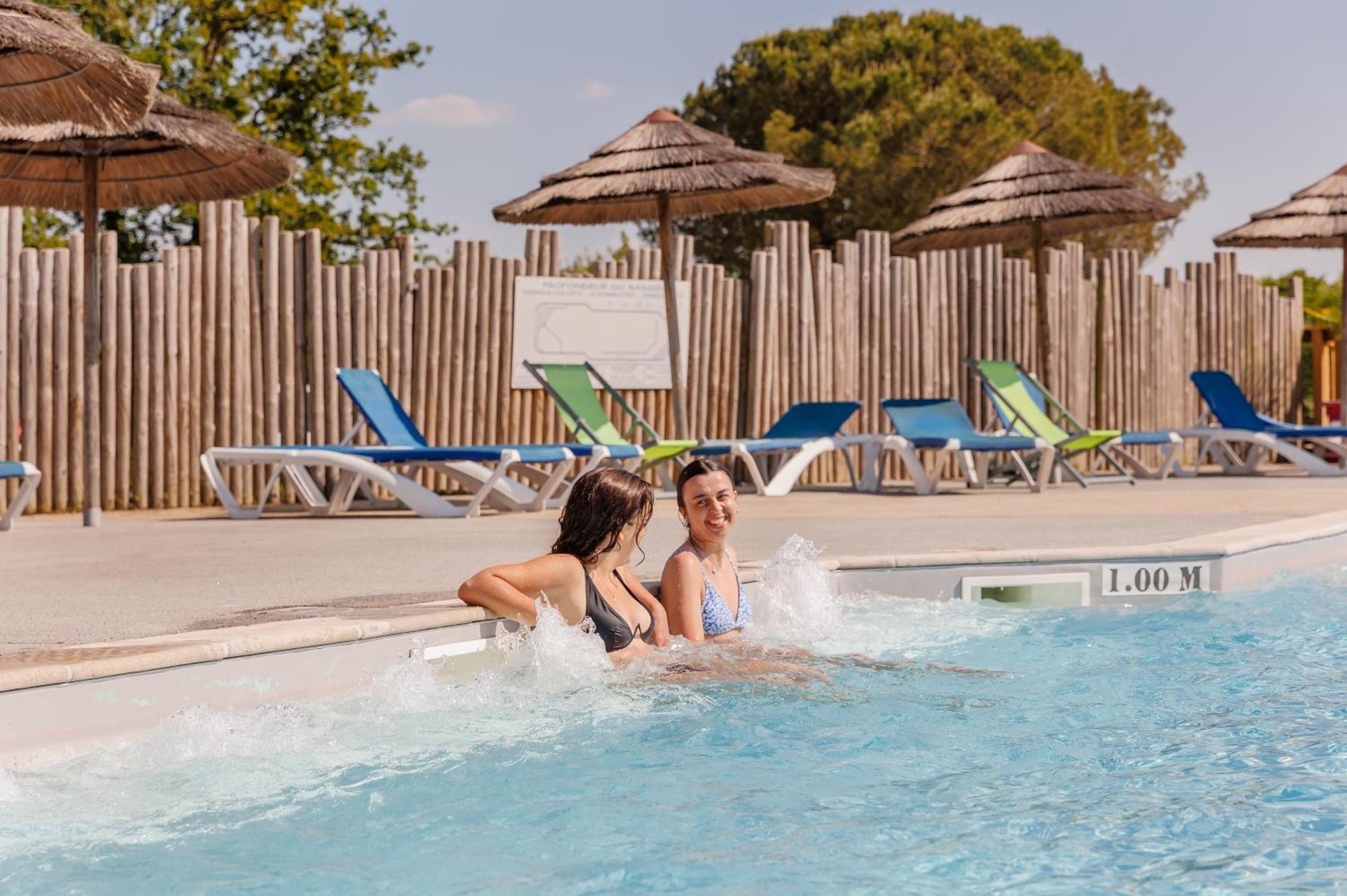 Camping Le Bois Joli Hotel ภายนอก รูปภาพ